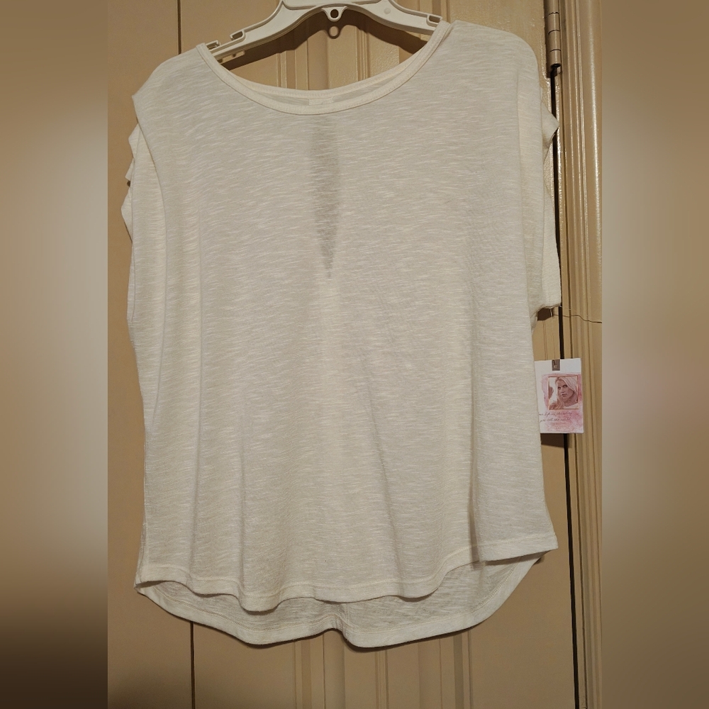 Jessica Simpson White Short Sleeve Keyhole Tee Sz XL